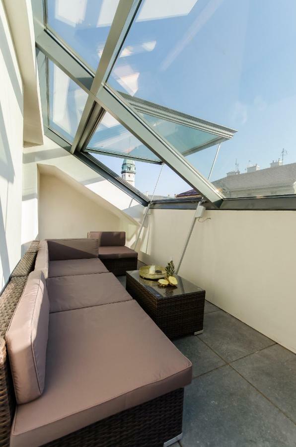 شقة Kazimierz Penthouse With Private Terrace كراكوفيا المظهر الخارجي الصورة